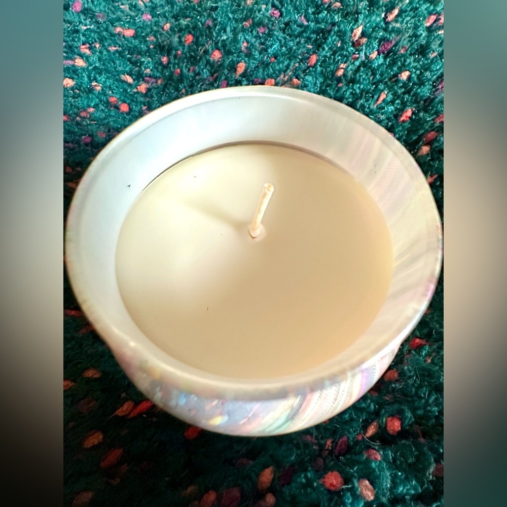 ‼️RARE‼️🎸Capri Blue🎸🔥NWT🔥Anthropologie All A Glow Glass Jar Candle 8oz. - Picture 8 of 10